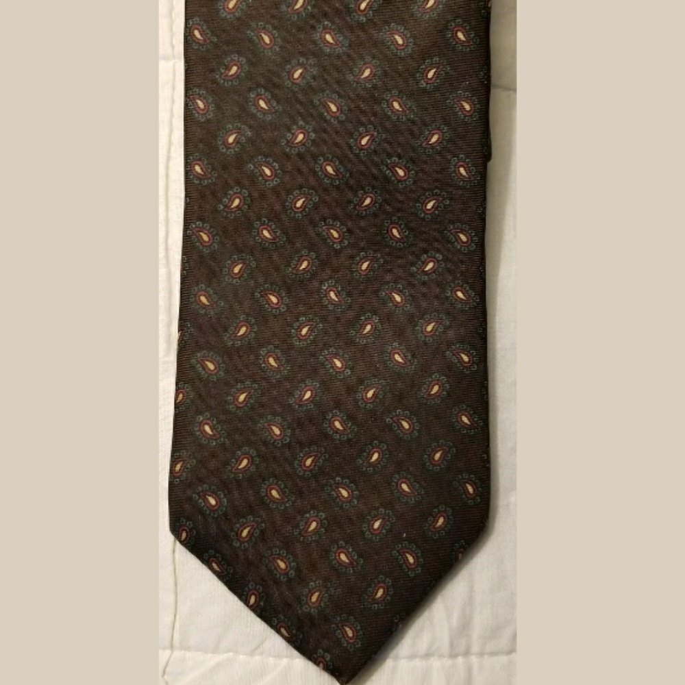 Burt Pulitzer tie